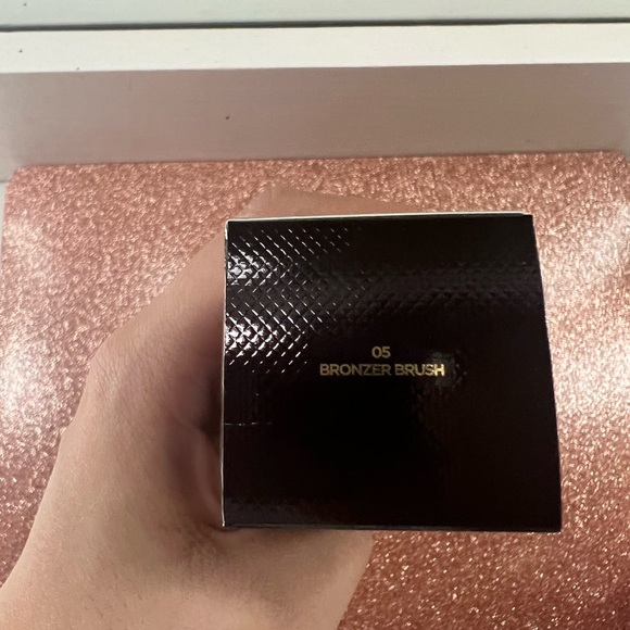 Tom Ford Bronzer Brush 05 DISCONTINUED one - Picture 5 of 8